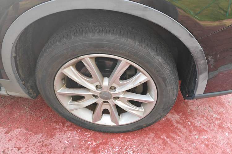 Used Haval H7 2016 Blue-Label H7 2.0T Automatic Luxury Model Right Front Wheel Hub