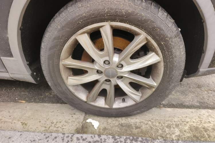 Used Haval H7 2016 Blue-Label H7 2.0T Automatic Luxury Model Right Front Wheel Hub