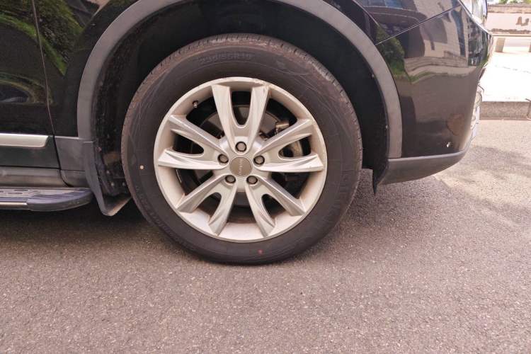 Used Haval H7 2016 Blue-Label H7 2.0T Automatic Luxury Model Right Front Wheel Hub
