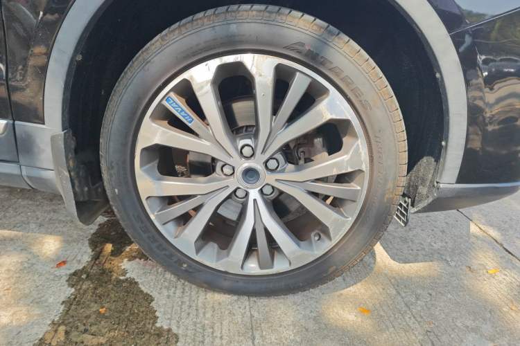 Used Haval H7 2016 Blue-Label H7 2.0T Automatic Luxury Model Right Front Wheel Hub