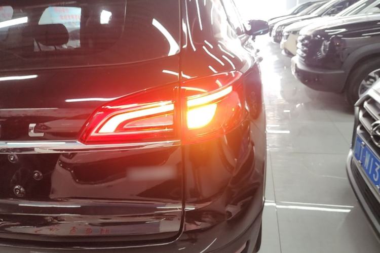 Used Haval H7 2016 Blue-Label H7 2.0T Automatic Luxury Model Right Rear Taillight