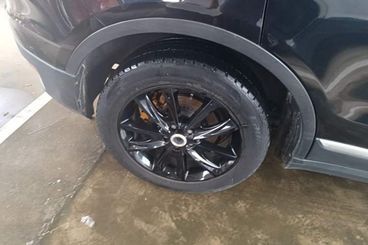 Used Haval H7 2016 Blue-Label H7 2.0T Automatic Luxury Model Right Rear Wheel Hub