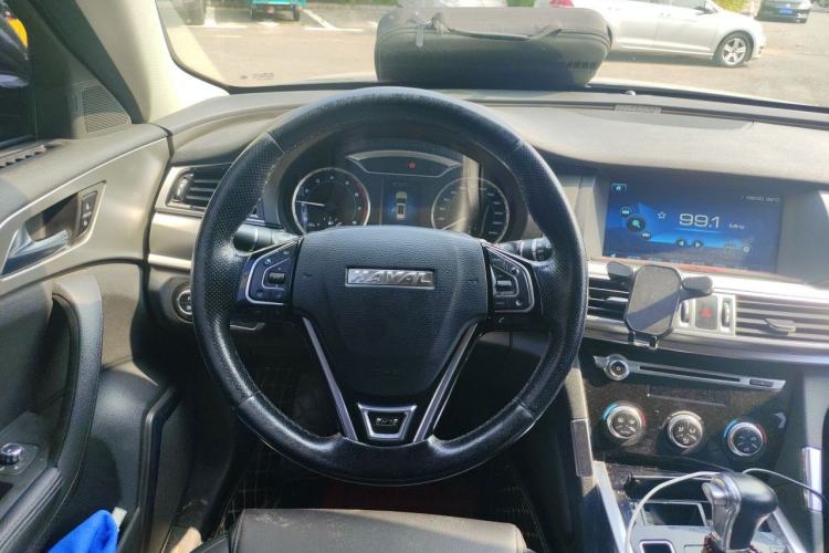 Used Haval H7 2016 Blue-Label H7 2.0T Automatic Elite Model Steering Wheel