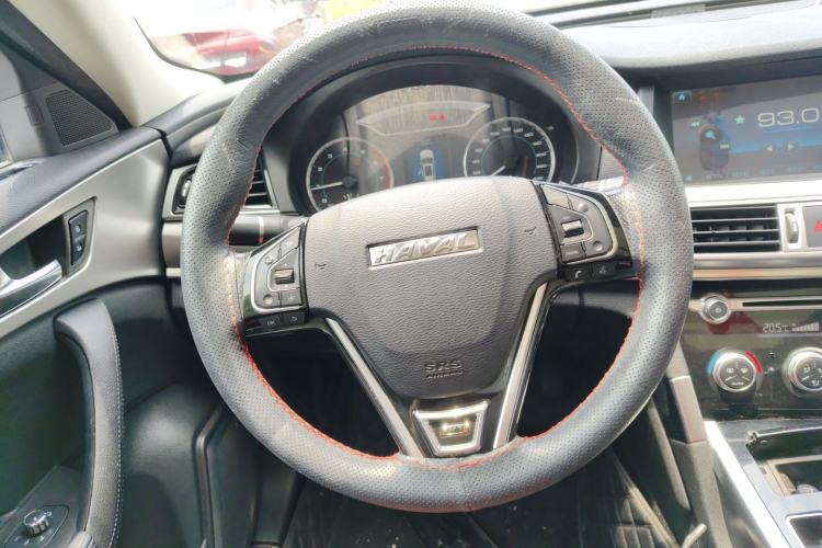 Used Haval H7 2016 Blue-Label H7 2.0T Automatic Elite Model Steering Wheel
