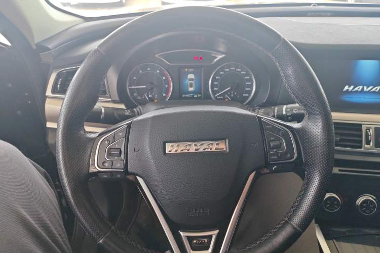 Used Haval H7 2016 Blue-Label H7 2.0T Automatic Elite Model Steering Wheel
