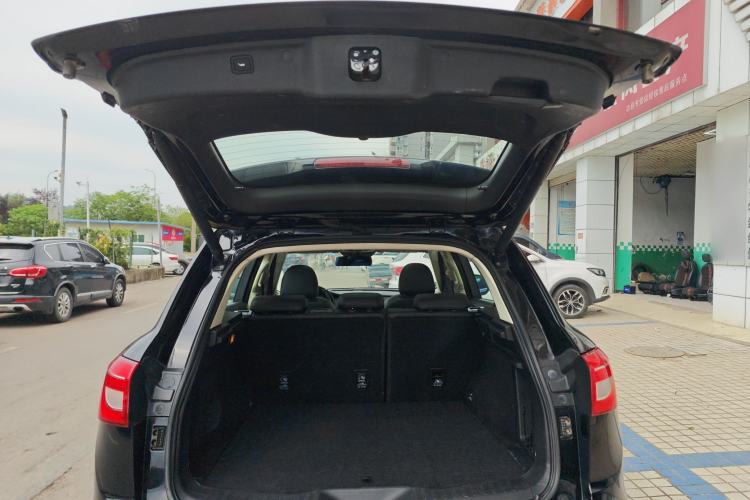 Used Haval H7 2016 Blue-Label H7 2.0T Automatic Elite Model Trunk