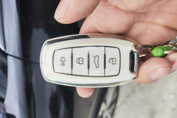Used Haval H7 2016 Blue-Label H7 2.0T Automatic Luxury Model Vehicle Key