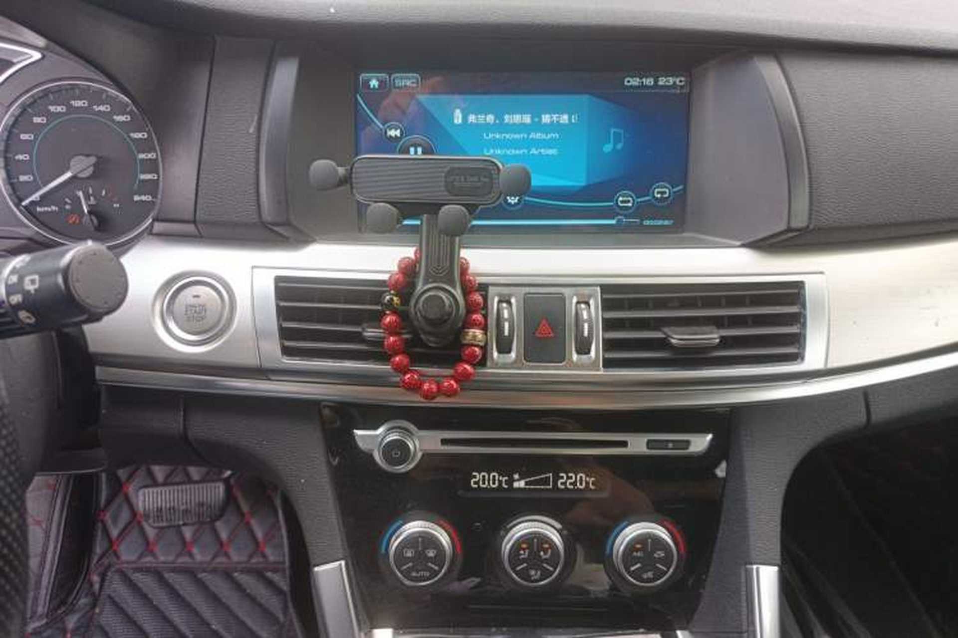 Used Haval H7 2016 Blue-Label H7 2.0T Automatic Elite Model Audio And AC Panel