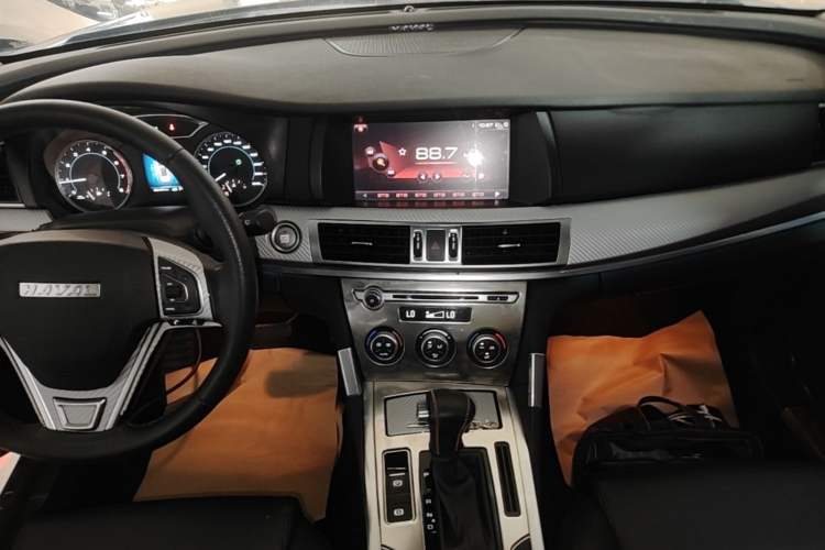Used Haval H7 2016 Blue-Label H7 2.0T Automatic Luxury Model Audio And AC Panel