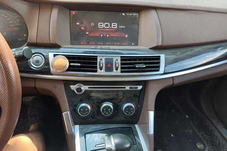 Used Haval H7 2016 Blue-Label H7 2.0T Automatic Luxury Model Audio And AC Panel