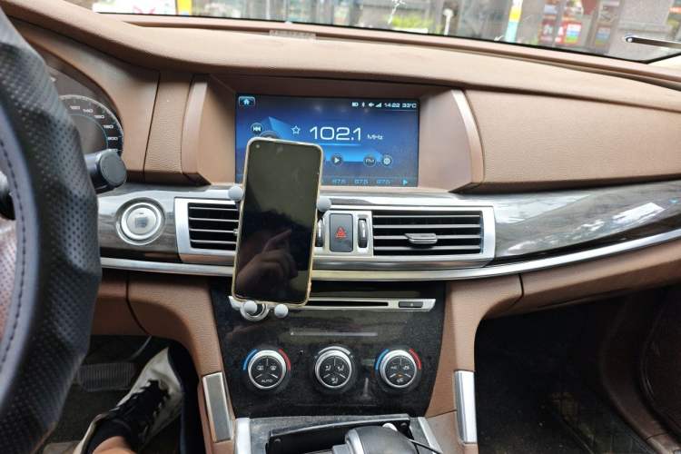 Used Haval H7 2016 Blue-Label H7 2.0T Automatic Elite Model Audio And AC Panel