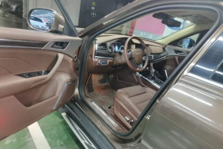 Used Haval H7 2016 Blue-Label H7 2.0T Automatic Elite Model Driver Seat