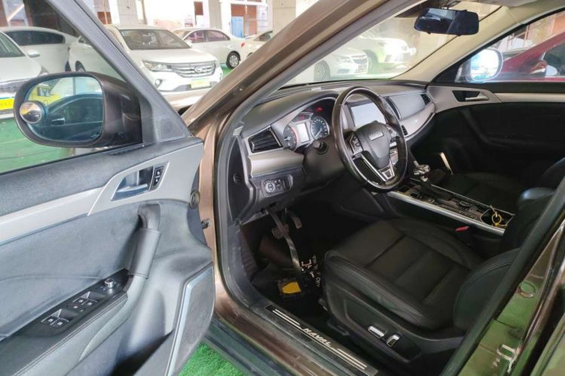 Used Haval H7 2016 Blue-Label H7 2.0T Automatic Luxury Model Driver Seat