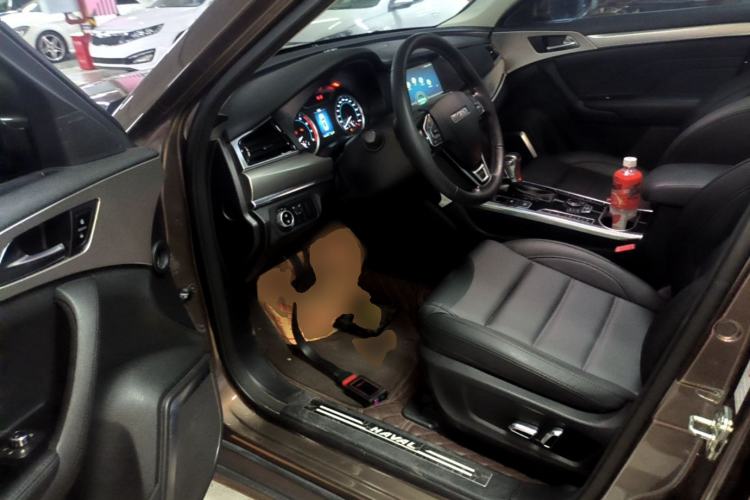 Used Haval H7 2016 Blue-Label H7 2.0T Automatic Elite Model Driver Seat