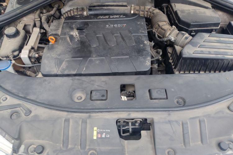 Used Haval H7 2016 Blue-Label H7 2.0T Automatic Luxury Model Engine Bay