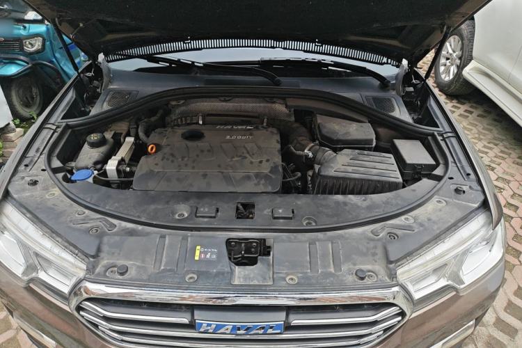 Used Haval H7 2016 Blue-Label H7 2.0T Automatic Elite Model Engine Bay