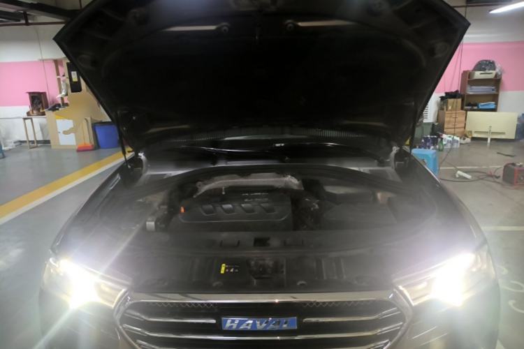Used Haval H7 2016 Blue-Label H7 2.0T Automatic Elite Model Engine Bay