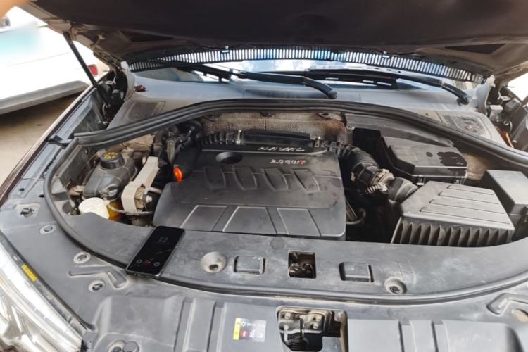 Used Haval H7 2016 Blue-Label H7 2.0T Automatic Luxury Model Engine Bay