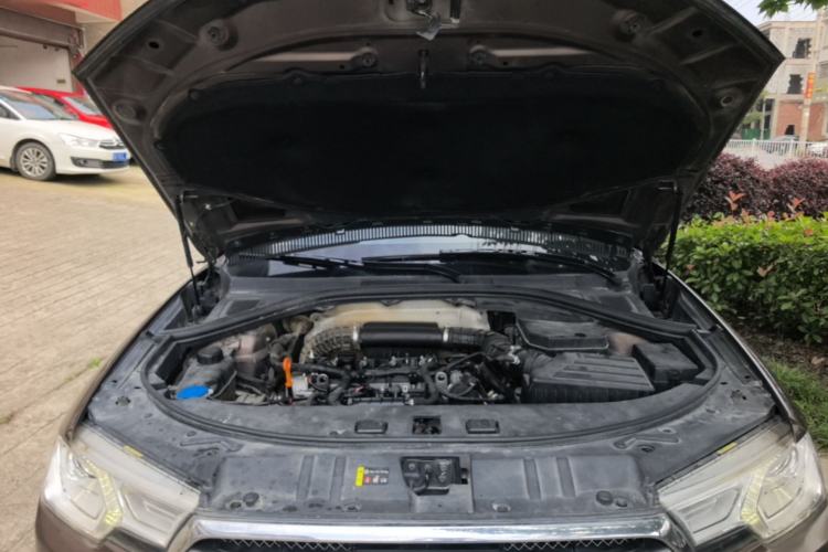 Used Haval H7 2016 Blue-Label H7 2.0T Automatic Luxury Model Engine Bay