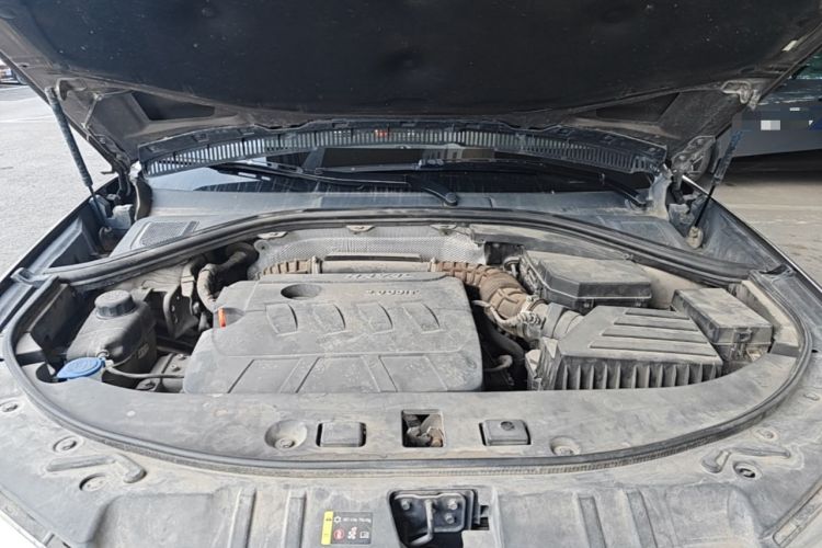 Used Haval H7 2016 Blue-Label H7 2.0T Automatic Luxury Model Engine Bay