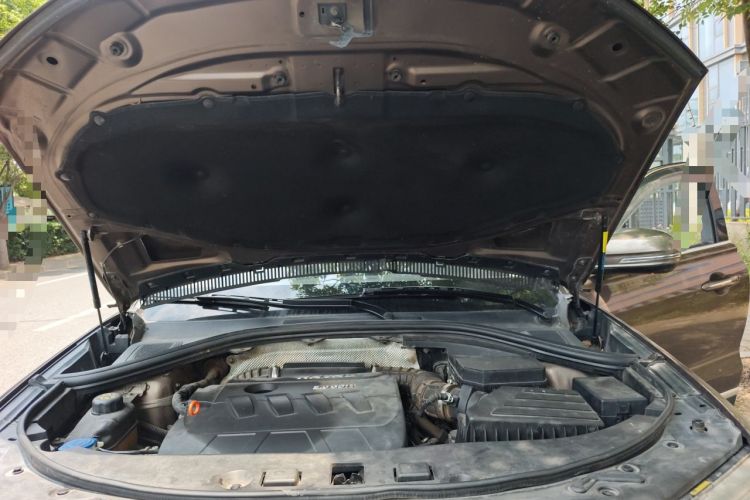 Used Haval H7 2016 Blue-Label H7 2.0T Automatic Luxury Model Engine Bay