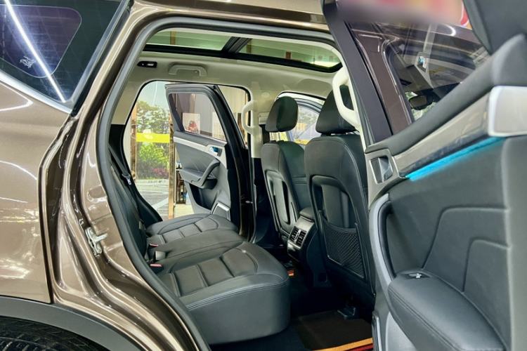 Used Haval H7 2016 Blue-Label H7 2.0T Automatic Luxury Model Headliner