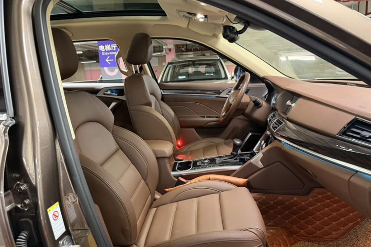 Used Haval H7 2016 Blue-Label H7 2.0T Automatic Luxury Model Interior 3