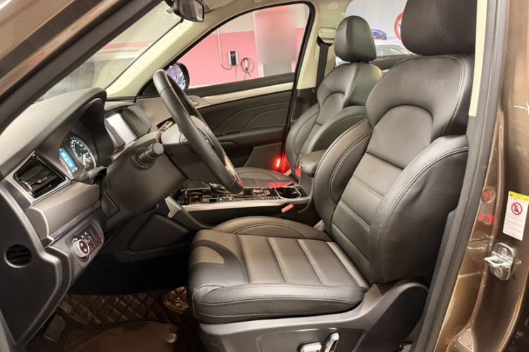 Used Haval H7 2016 Blue-Label H7 2.0T Automatic Elite Model Interior 5