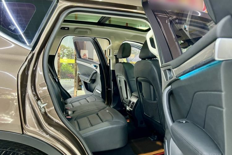 Used Haval H7 2016 Blue-Label H7 2.0T Automatic Luxury Model Interior 9