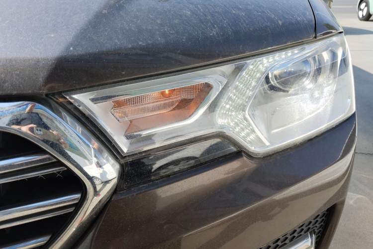 Used Haval H7 2016 Blue-Label H7 2.0T Automatic Luxury Model Left Front Headlight