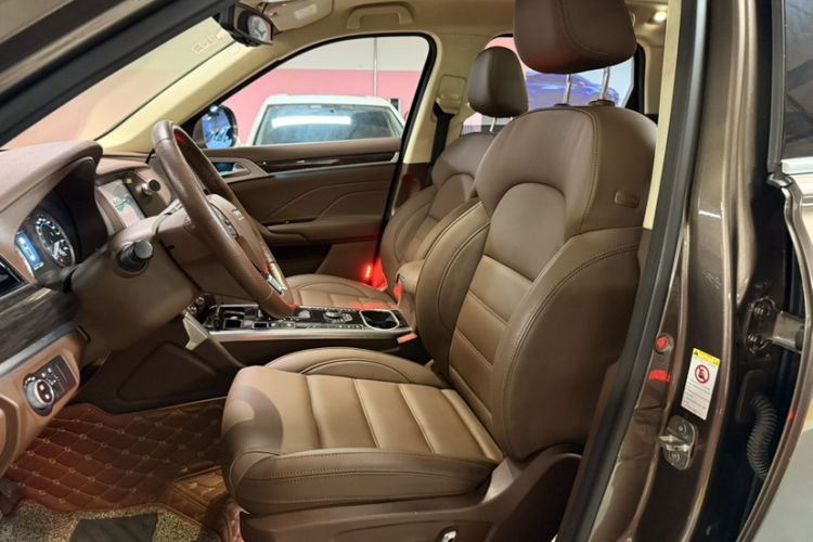 Used Haval H7 2016 Blue-Label H7 2.0T Automatic Luxury Model Left Front Seat