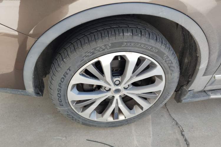 Used Haval H7 2016 Blue-Label H7 2.0T Automatic Luxury Model Left Front Wheel Hub