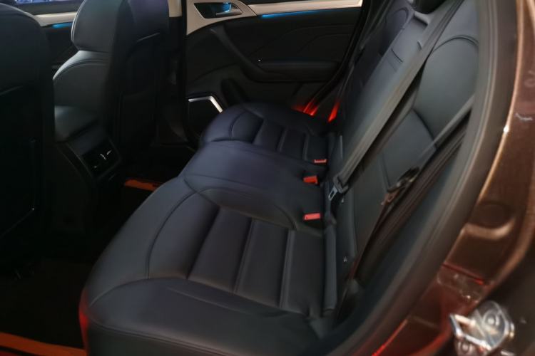 Used Haval H7 2016 Blue-Label H7 2.0T Automatic Luxury Model Left Rear Seat