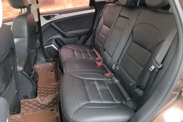 Used Haval H7 2016 Blue-Label H7 2.0T Automatic Luxury Model Left Rear Seat