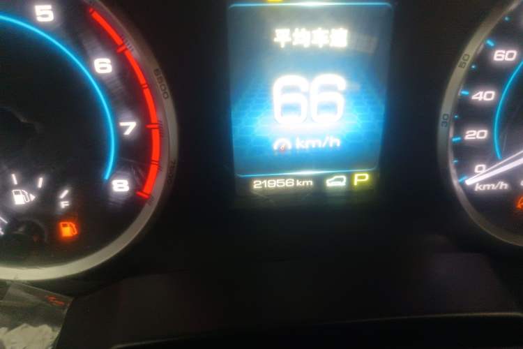 Used Haval H7 2016 Blue-Label H7 2.0T Automatic Luxury Model Odometer Close Up