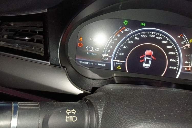 Used Haval H7 2016 Blue-Label H7 2.0T Automatic Luxury Model Odometer Close Up