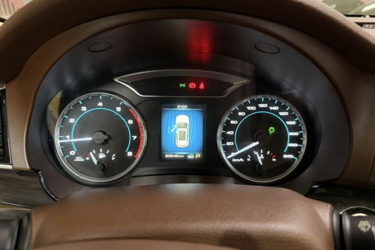 Used Haval H7 2016 Blue-Label H7 2.0T Automatic Luxury Model Odometer Close Up