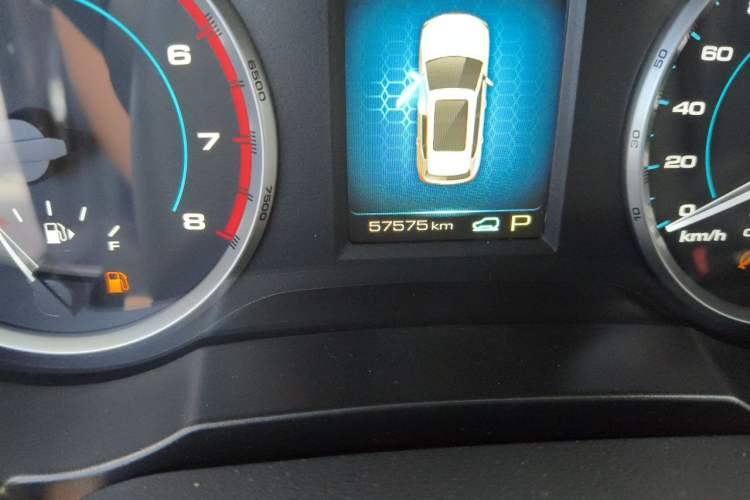 Used Haval H7 2016 Blue-Label H7 2.0T Automatic Luxury Model Odometer Close Up