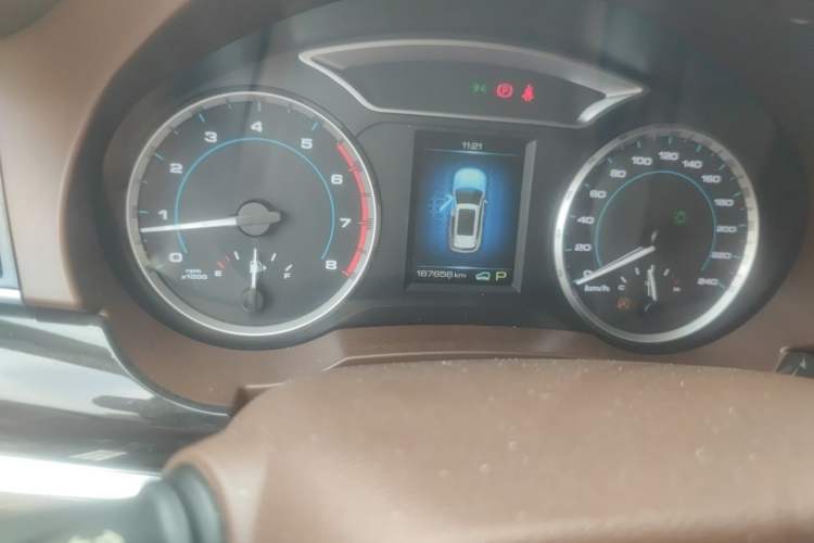 Used Haval H7 2016 Blue-Label H7 2.0T Automatic Luxury Model Odometer Close Up