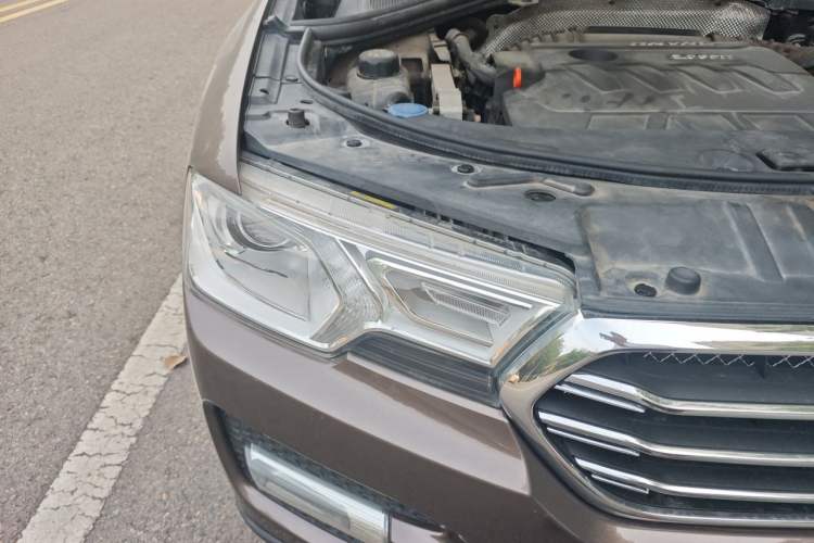 Used Haval H7 2016 Blue-Label H7 2.0T Automatic Luxury Model Right Front Headlight