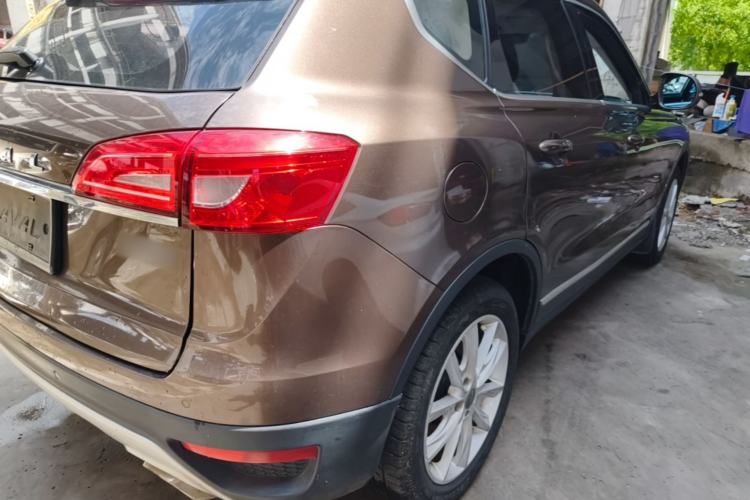 Used Haval H7 2016 Blue-Label H7 2.0T Automatic Luxury Model Right Rear Taillight