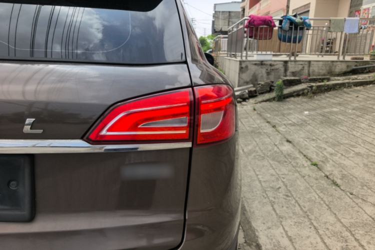 Used Haval H7 2016 Blue-Label H7 2.0T Automatic Luxury Model Right Rear Taillight