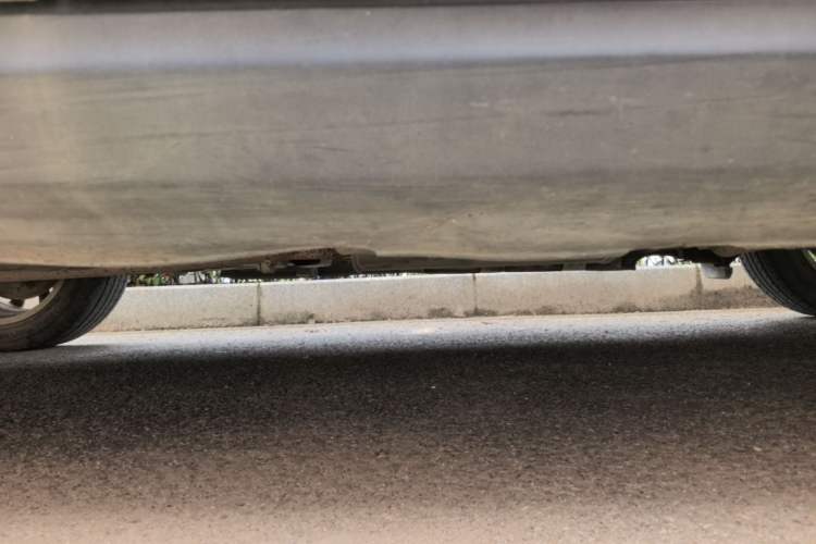 Used Haval H7 2016 Blue-Label H7 2.0T Automatic Luxury Model Right Side Sill