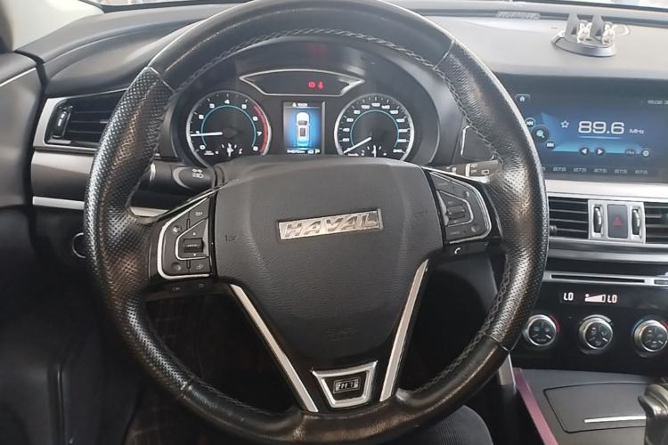 Used Haval H7 2016 Blue-Label H7 2.0T Automatic Elite Model Steering Wheel