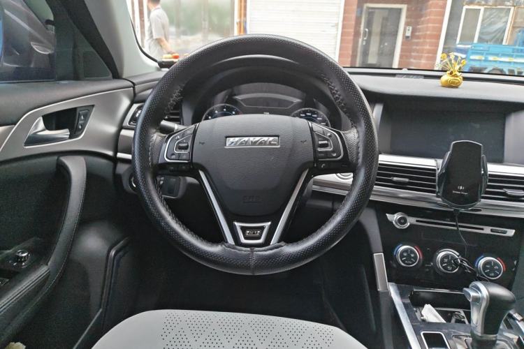Used Haval H7 2016 Blue-Label H7 2.0T Automatic Elite Model Steering Wheel