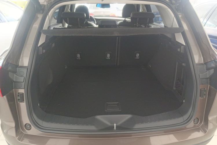 Used Haval H7 2016 Blue-Label H7 2.0T Automatic Luxury Model Trunk