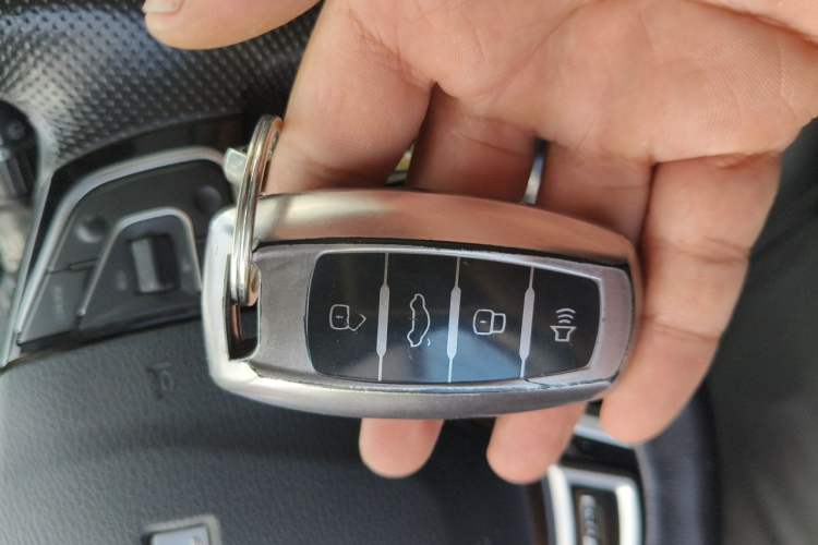 Used Haval H7 2016 Blue-Label H7 2.0T Automatic Luxury Model Vehicle Key