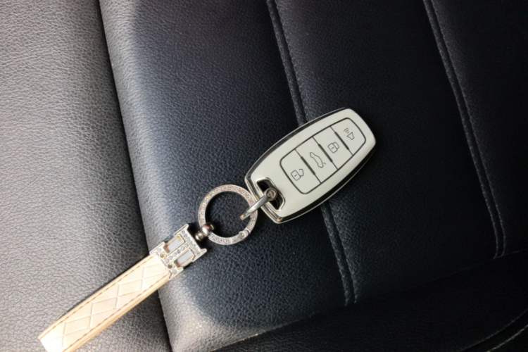 Used Haval H7 2016 Blue-Label H7 2.0T Automatic Luxury Model Vehicle Key