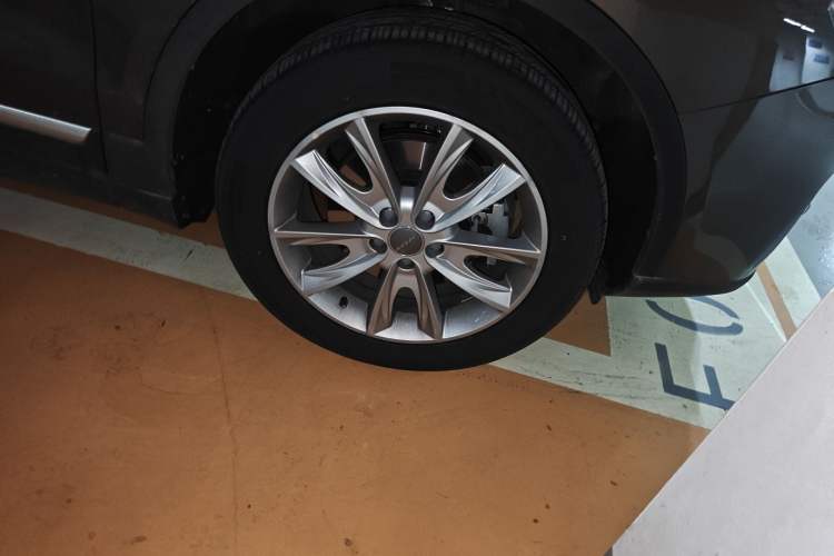 Used Haval H7 2016 Blue-Label H7 2.0T Automatic Luxury Model Right Front Wheel Hub