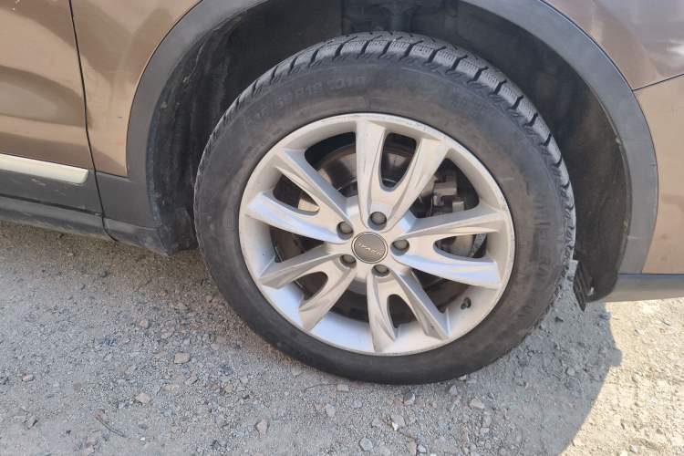 Used Haval H7 2016 Blue-Label H7 2.0T Automatic Luxury Model Right Front Wheel Hub